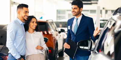 Le commerce automobile est toujours en recherche de nouveaux talents.