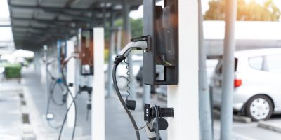 La maintenance sur les véhicules électriques va devenir une opération de plus en plus courante.